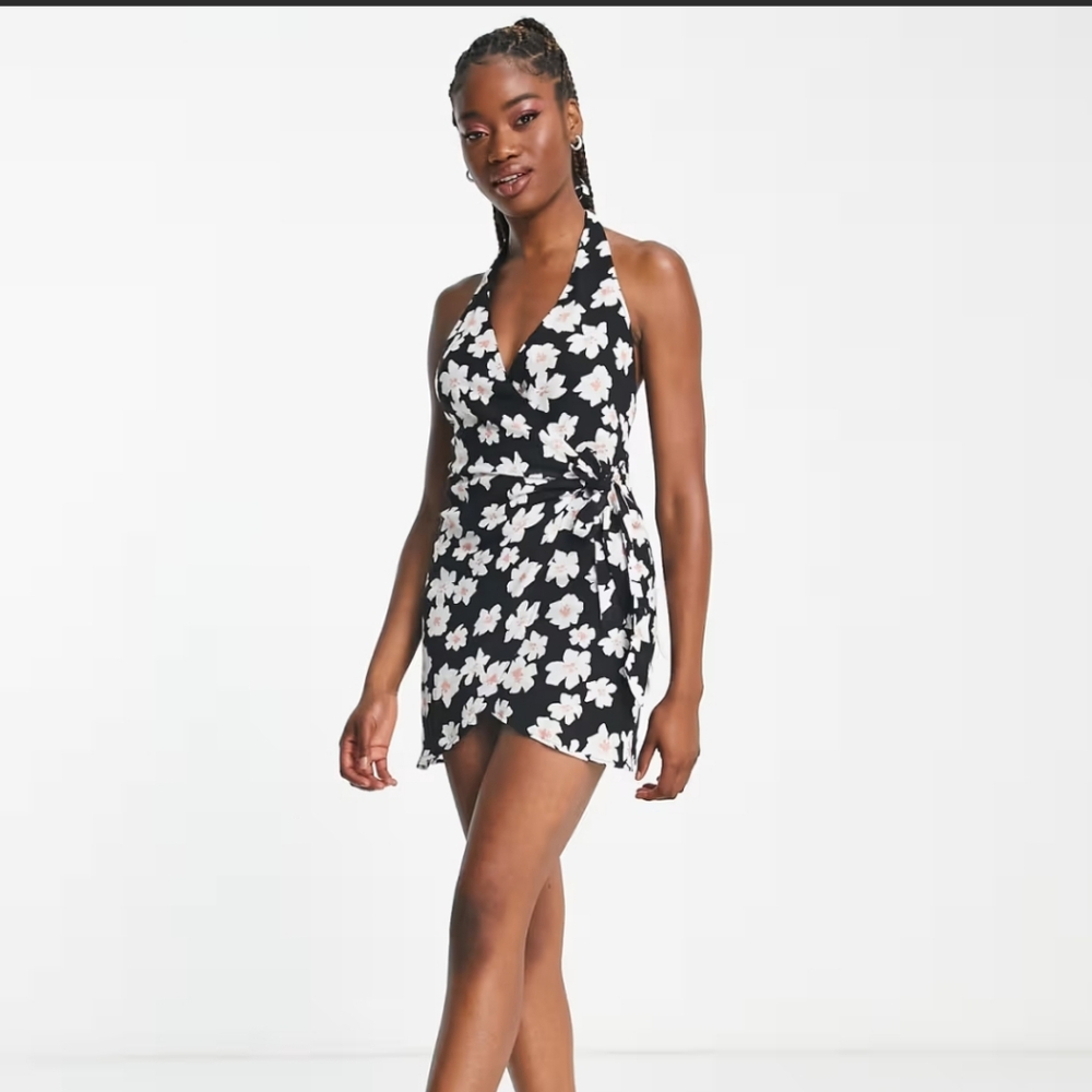 Pull & Bear Floral Halterneck Wrap Dress